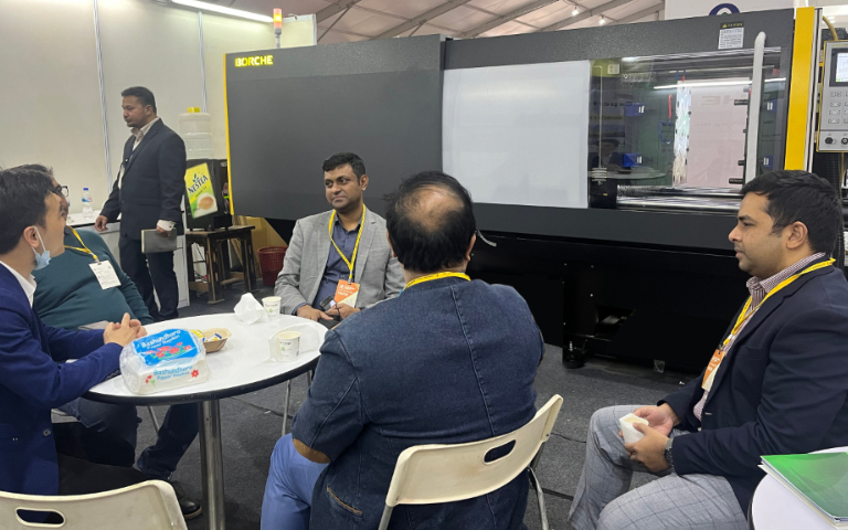 全球巡展｜博創(chuàng)Bi-M互聯(lián)網(wǎng)注塑機首次亮相孟加拉展會